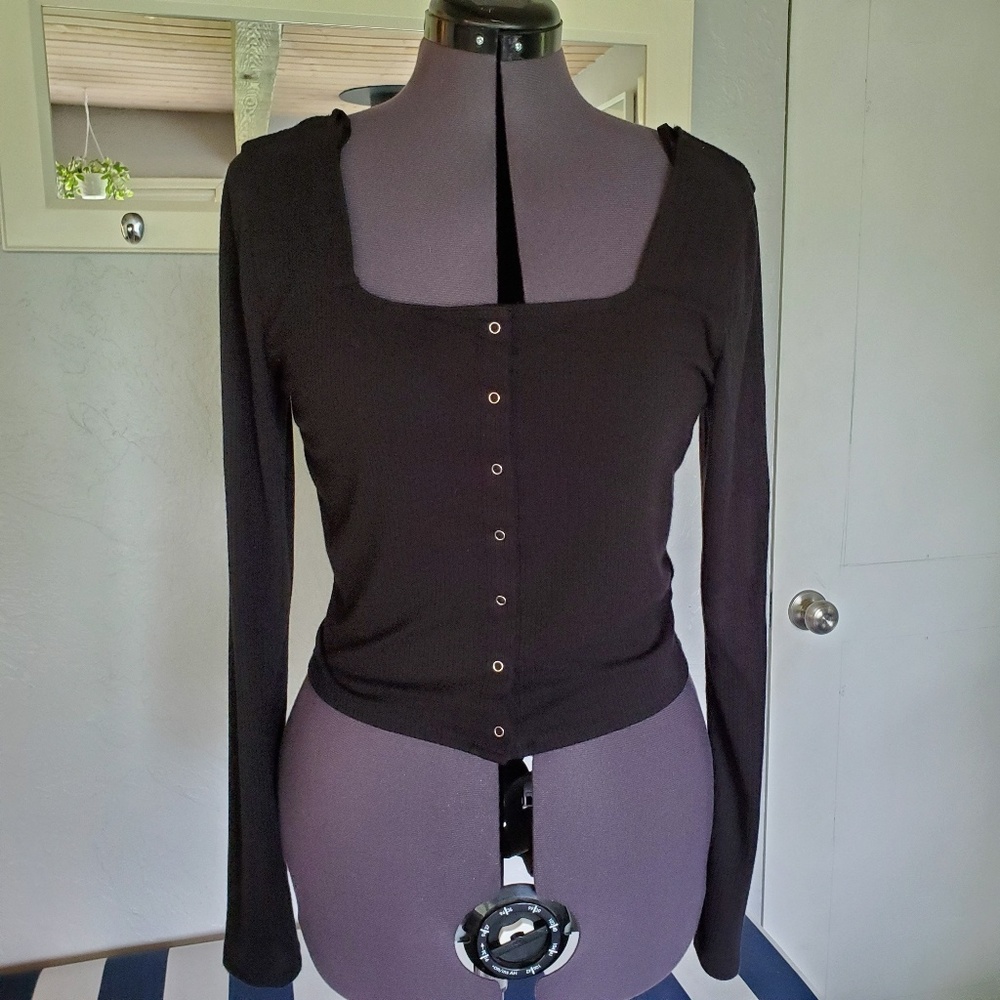 Black long Sleeve Crop Top